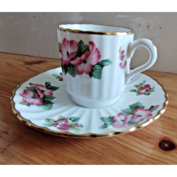 Vintage Spode England  Demitasse Teacup and Saucer - for the Danbury Mint - Picture 6 of 9